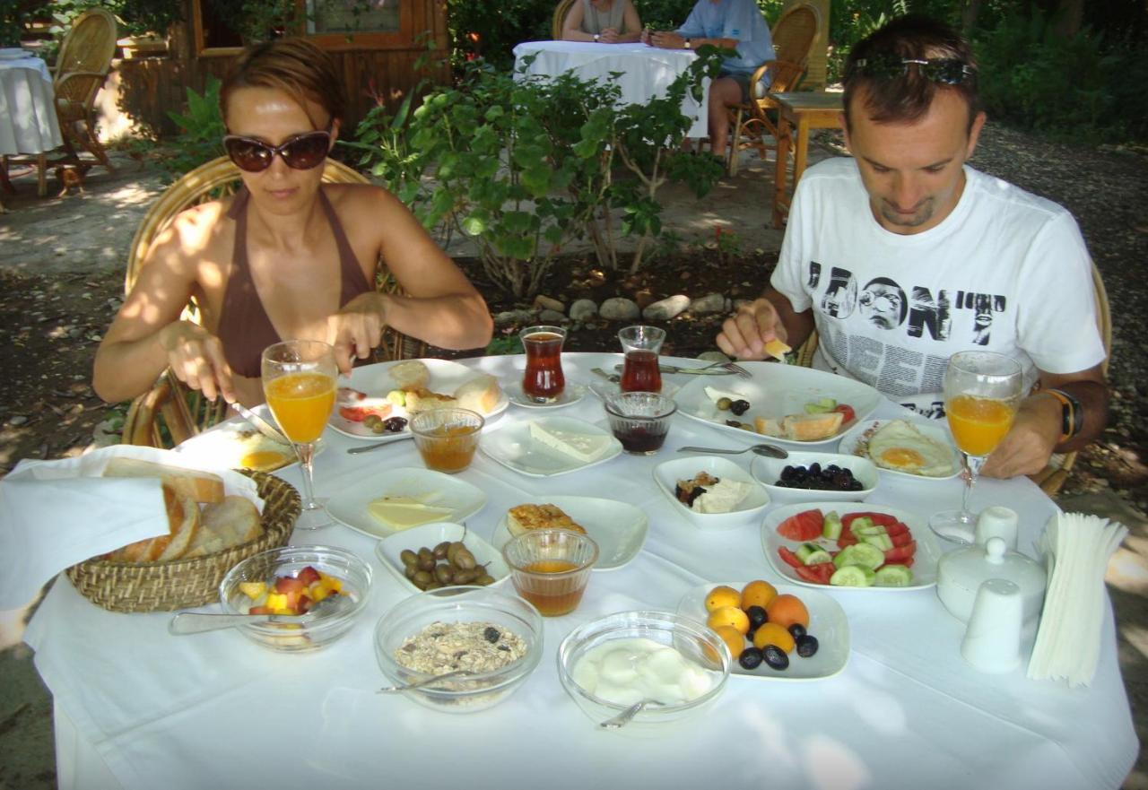Bellerofon Beach Otel Чирали Экстерьер фото