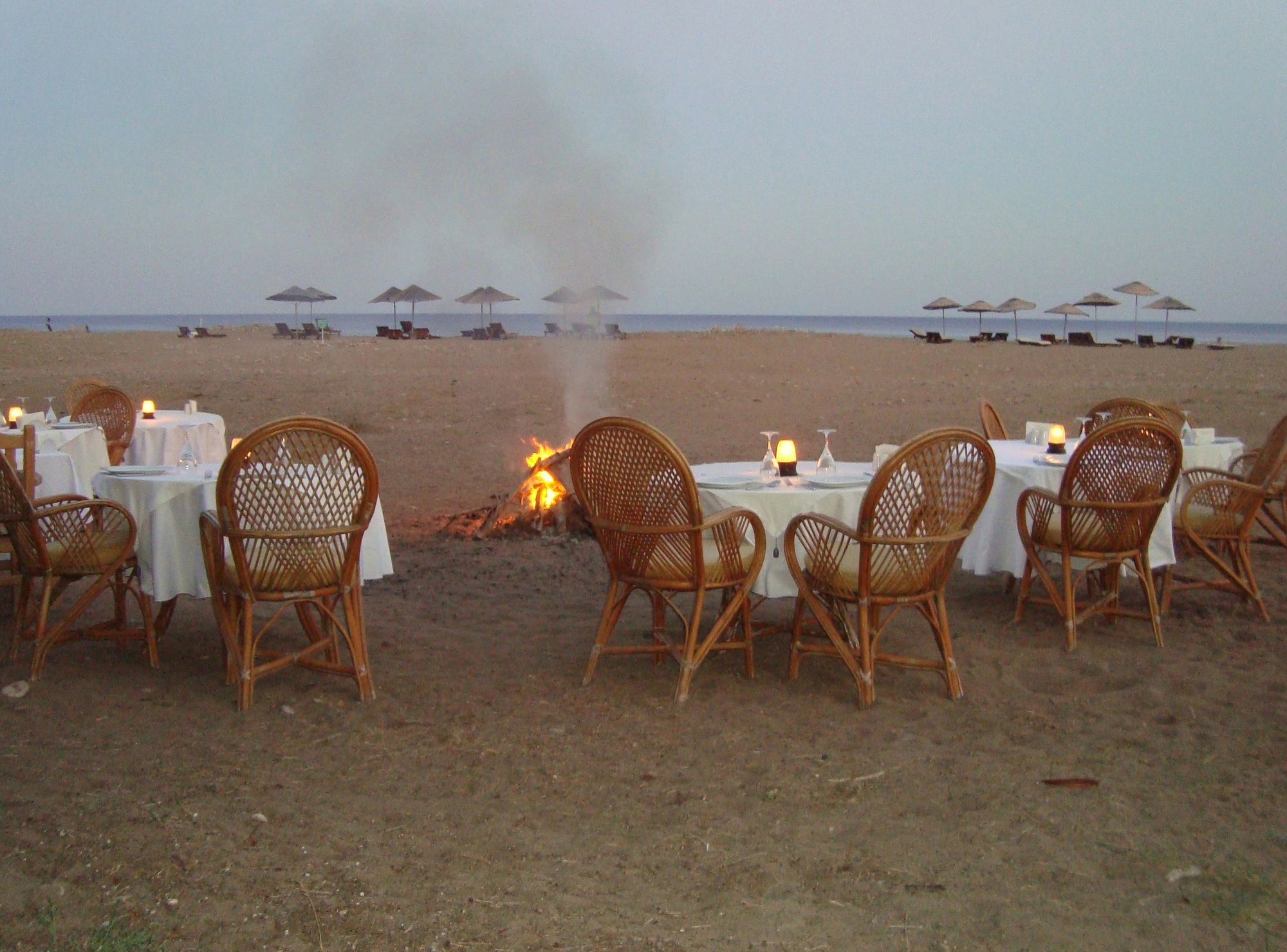 Bellerofon Beach Otel Чирали Экстерьер фото